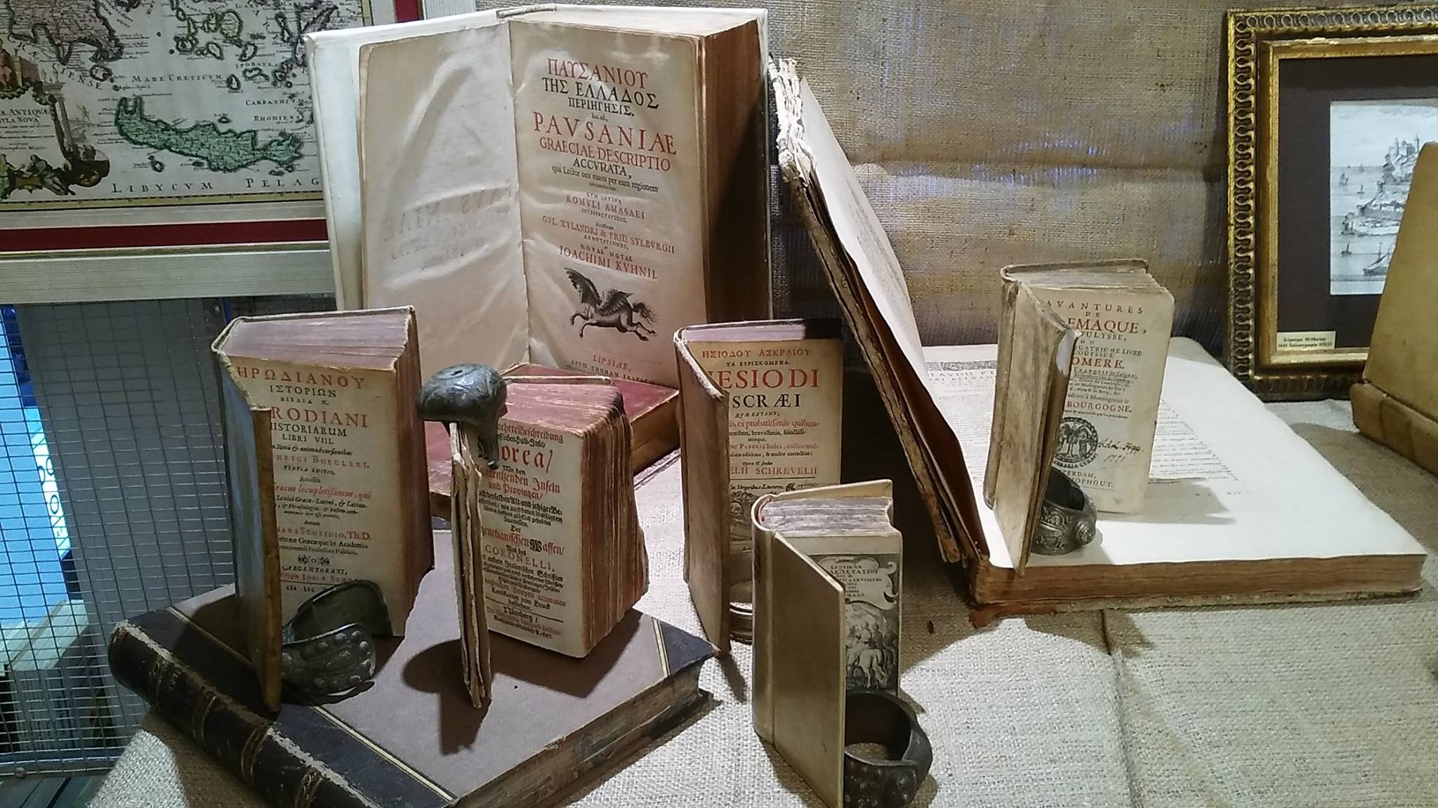 Καλαμάτα: Εντυπωσιακή εκθεση παλαιοτύπων από παλιά βιβλία και γκραβούρες του 15ου έως 17ου αιώνα