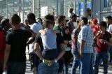 Εκρηκτική ξανά η κατάσταση στη Λέσβο - Στους 6.000 οι μετανάστες