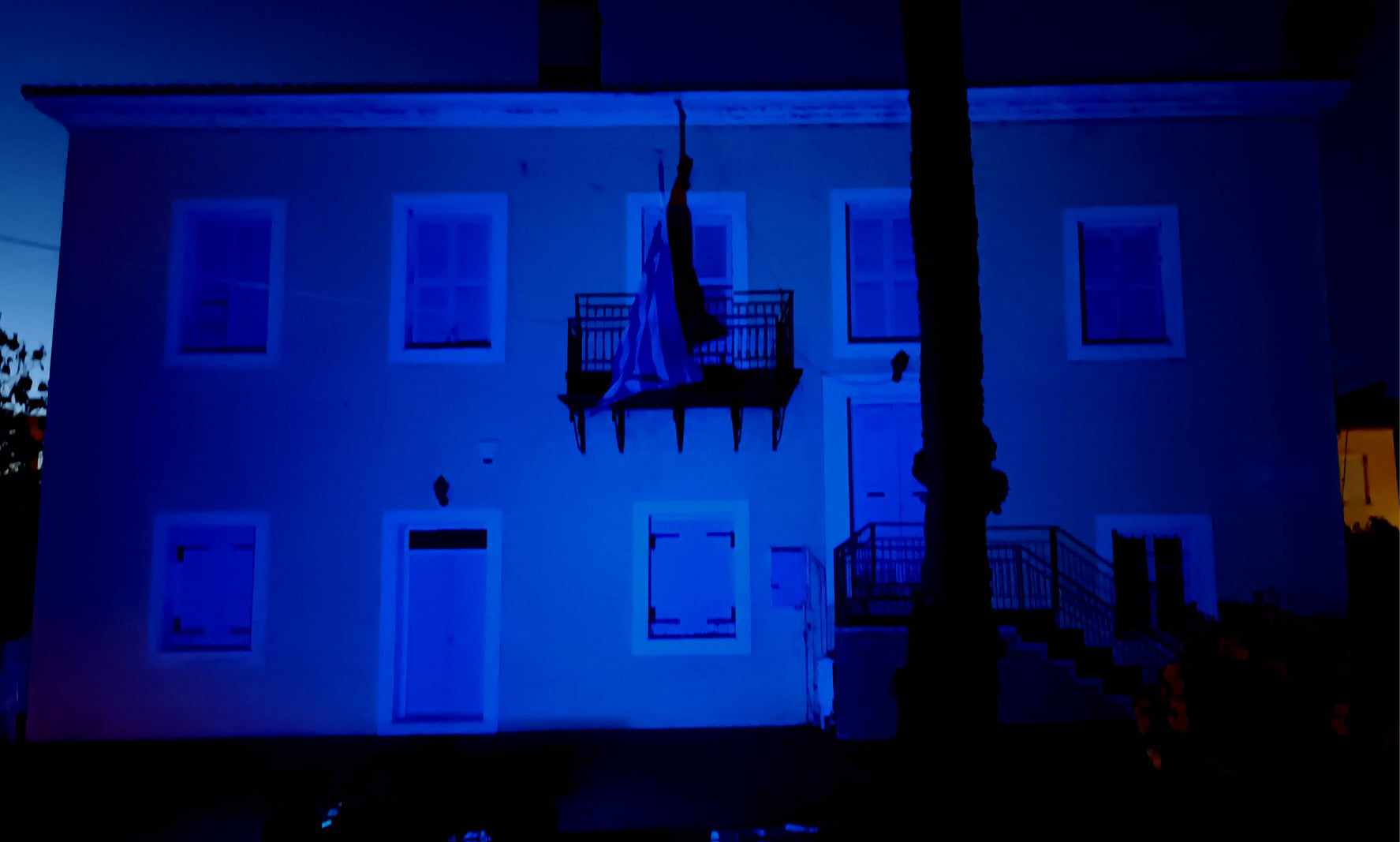  Ο Δήμος Ιερής Πόλης Μεσολογγίου φώτισε «μπλε» το Τρικούπειο για την Παγκόσμια Ημέρα Ευχής!