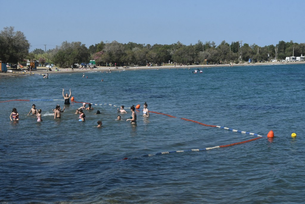 ΔΩΡΕΑΝ ΠΡΩΙΝΑ ΜΑΘΗΜΑΤΑ ΚΟΛΥΜΒΗΣΗΣ ΣΤΗΝ ΠΛΑΖ ΑΠΟ ΤΟ ΠΑΡΚΟ ΕΚΠΑΙΔΕΥΤΙΚΩΝ ΔΡΑΣΕΩΝ ΤΟΥ ΔΗΜΟΥ ΠΑΤΡΕΩΝ