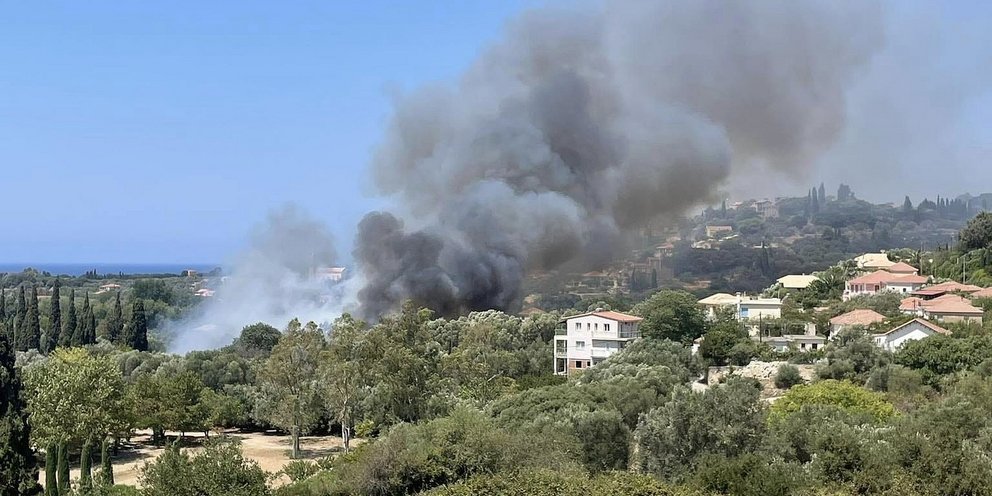 Φωτιά στα Σβορωνάτα Κεφαλονιάς 