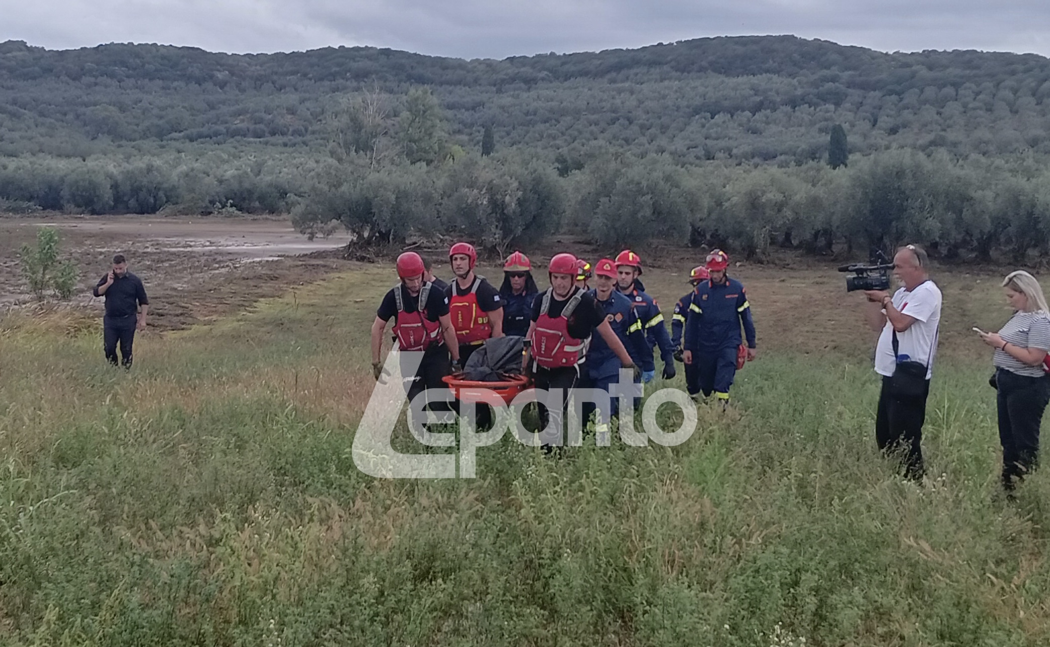 Νεκρός εντοπίστηκε ο αγνοούμενος φύλακας του εργοταξίου στη Λεπενού όπου και τον παρέσυραν τα ορμητικά νερά του χειμάρρου.