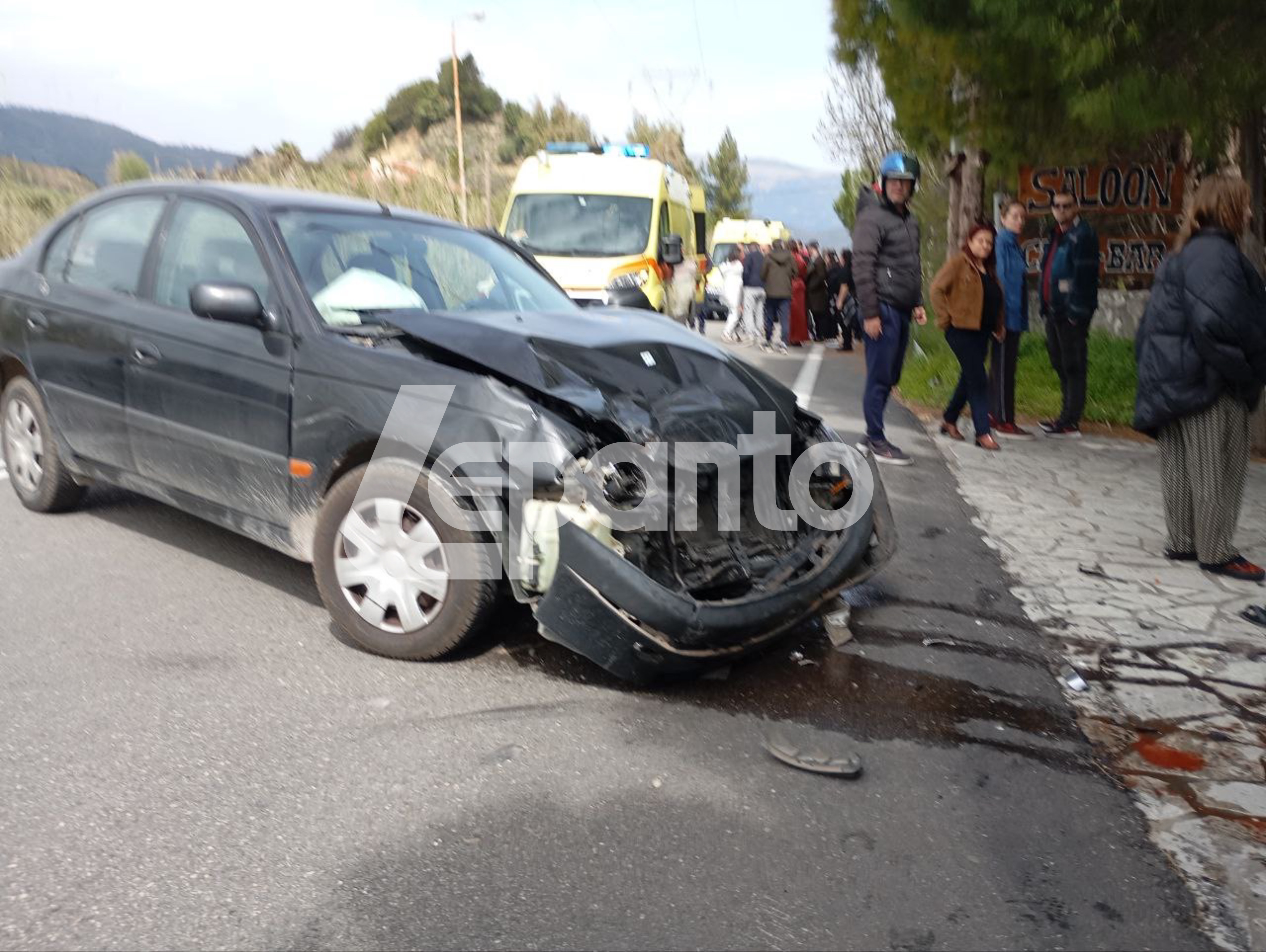 Σοβαρό τροχαίο στο Πλατανίτη Ναυπάκτου