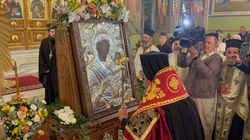 Το Αγρίνιο με εκκλησιαστική λαμπρότητα υποδέχθηκε την Εικόνα της Παναγίας Φανερωμένης
