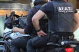 Πύργος: Παρ’ ολίγον μακελειό έξω από τη ΣΕΤΤΗΛ - ΡΟΜΑ απείλησε με μαχαίρι ομοφυλό του, δύο πολίτες και δύο αστυνομικούς