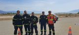 Επίδειξη κατάσβεσης αυτοκινήτου με τη χρήση πυροκουβέρτας στο Αντίρριο