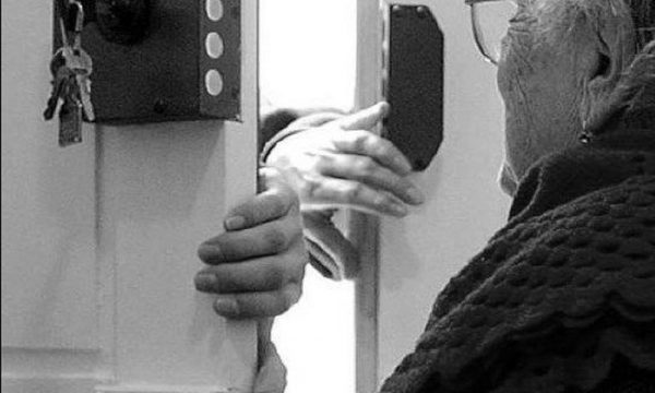 Μεσολόγγι: Οι απατεώνες σκορπίζουν φόβο / Επιφυλακτικοί οι κάτοικοι