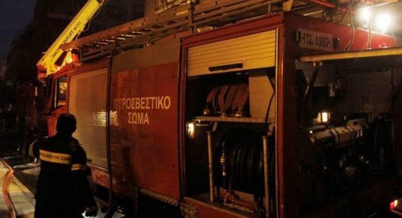 ΠΥΡΓΟΣ: Μυστήριο με διπλό εμπρησμό – Παραθεριστική κατοικία έγινε στάχτη