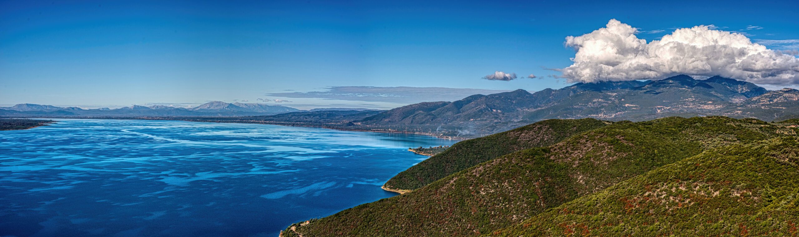 Yπογράφηκε η σύμβαση για το Ειδικό Πολεοδομικό Σχέδιο που θα θέσει βάσεις για βιώσιμη ανάπτυξη της παρατριχώνιας περιοχής
