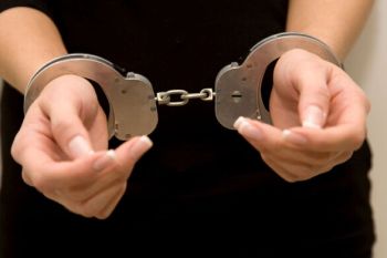 Σύλληψη στην Αμαλιάδα για απόπειρα ανθρωποκτονίας - Τραυμάτισε γυναίκα με ψαλίδι