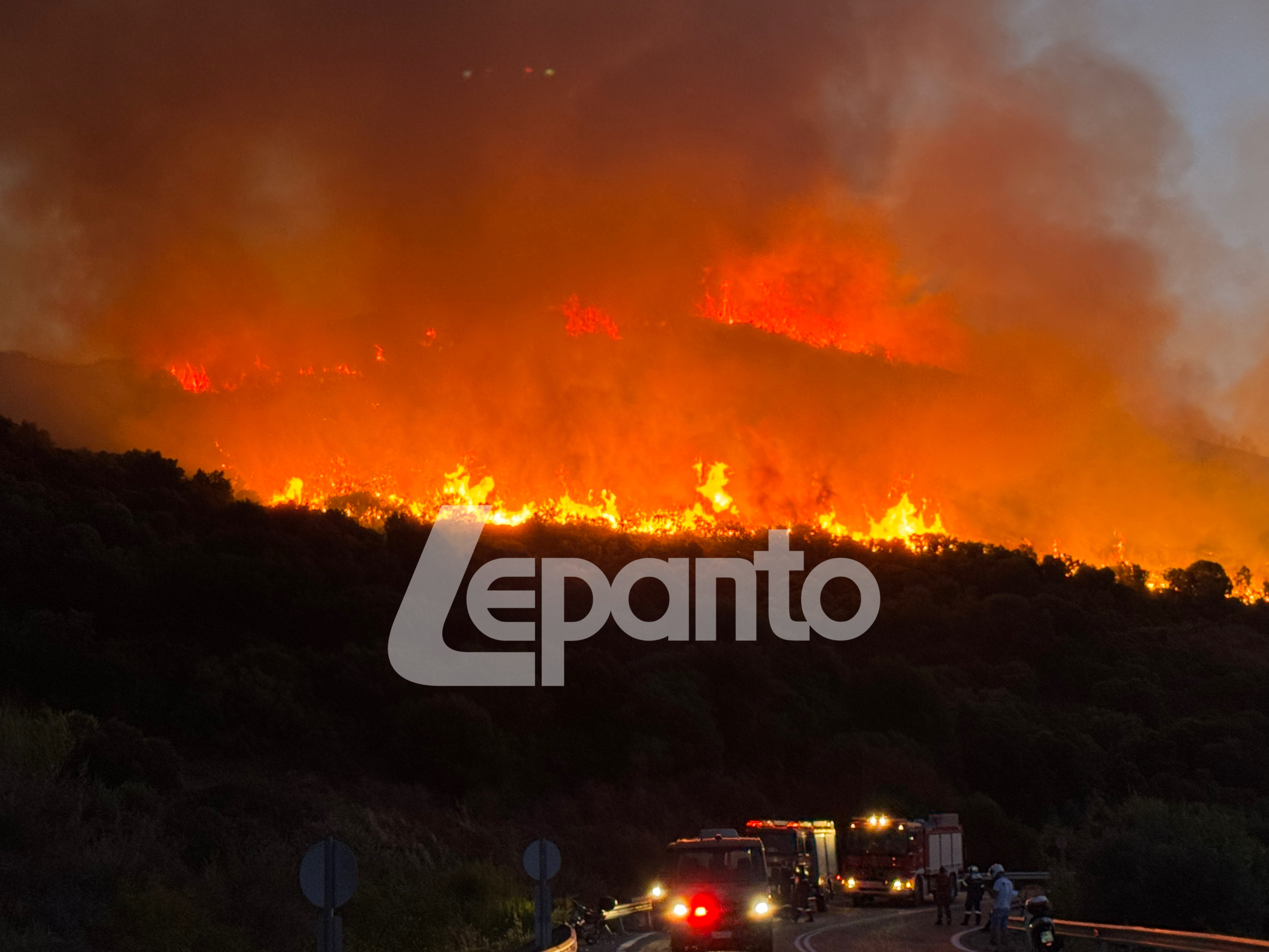 ΔΥΤΙΚΗ ΕΛΛΑΔΑ: Μεγάλη φωτιά μέσα στη νύχτα – Ηχησε 112 