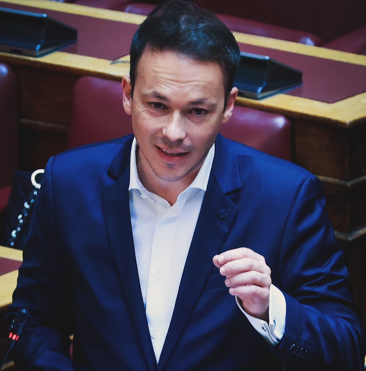 Κοινοβουλευτική παρέμβαση Μίλτου Ζαμπάρα για στήριξη των αθλητικών σωματείων