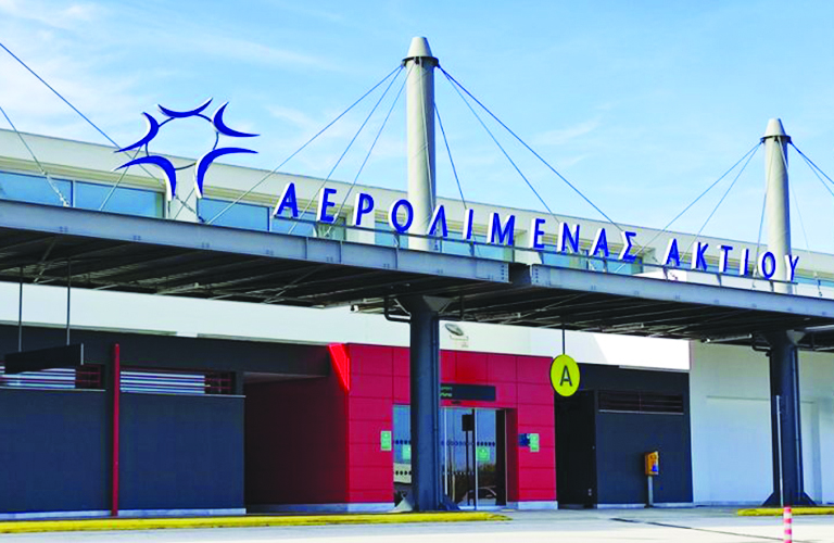 Οκτώ συλλήψεις στο αεροδρόμιο Ακτίου