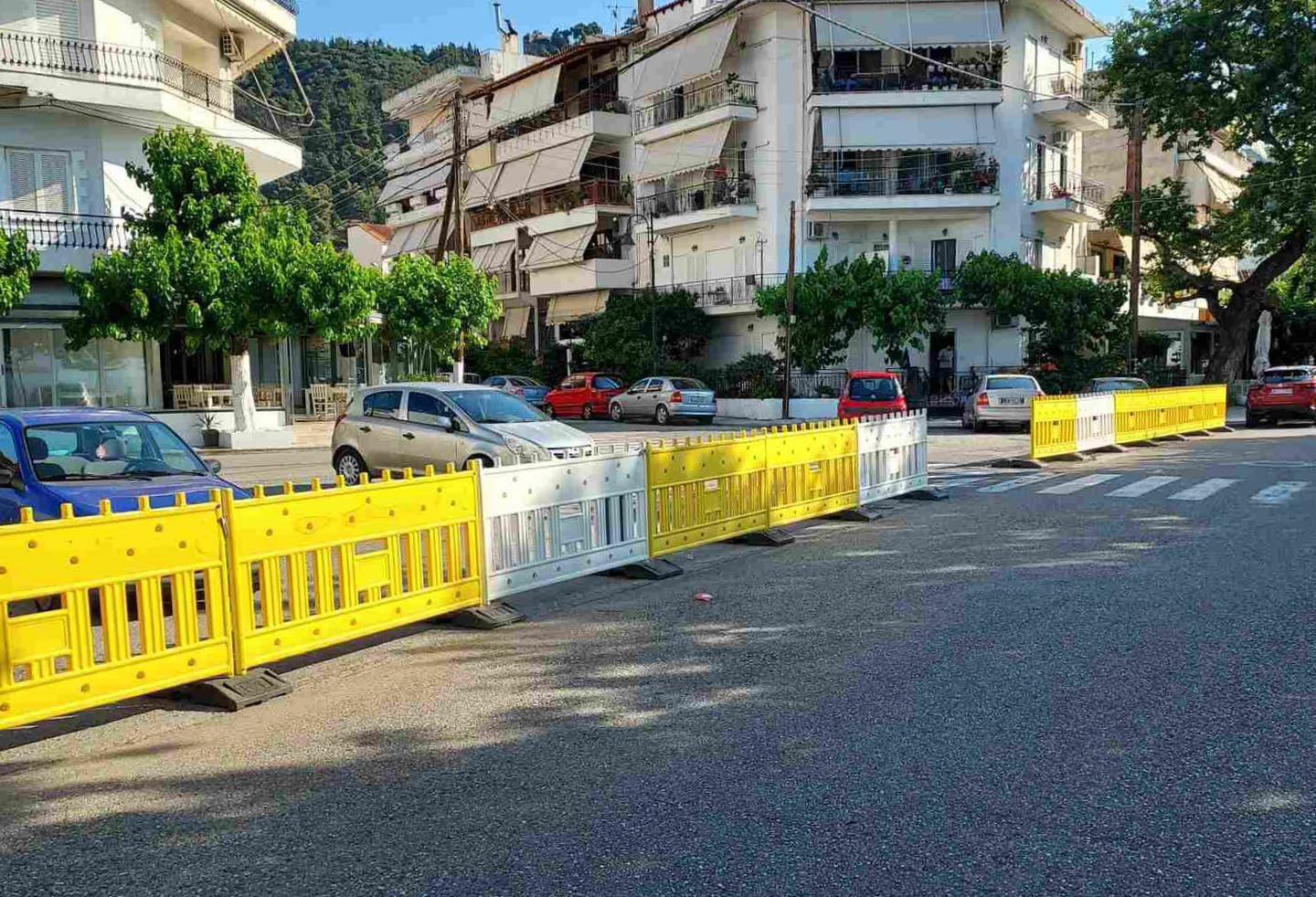 Σε εφαρμογή από την Κυριακή 15/6 οι πεζοδρομήσεις των παραλιακών οδών Γριμπόβου και Ψανής