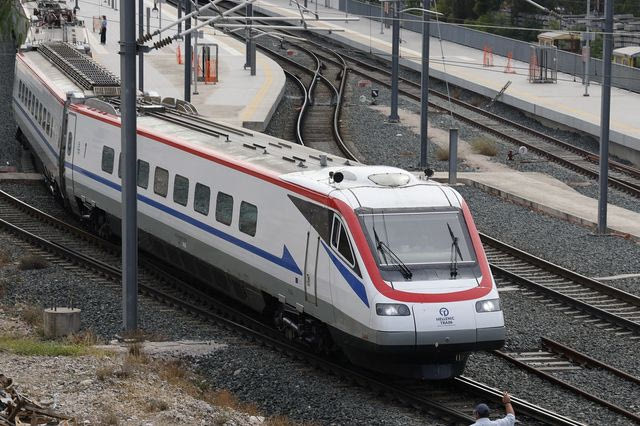 Χωρίς προαστιακό για 9 ημέρες η Πάτρα