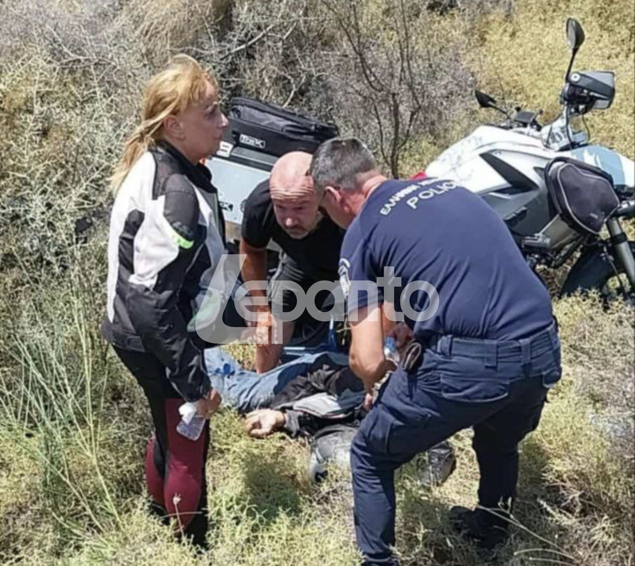 Τροχαίο Ατύχημα στον Περιφερειακό Ναυπάκτου με Εμπλοκή Μοτοσικλέτας