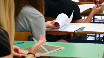Βάσεις εισαγωγής 2025: Ανακοινώνονται την Παρασκευή – Οι μέχρι στιγμής εκτιμήσεις