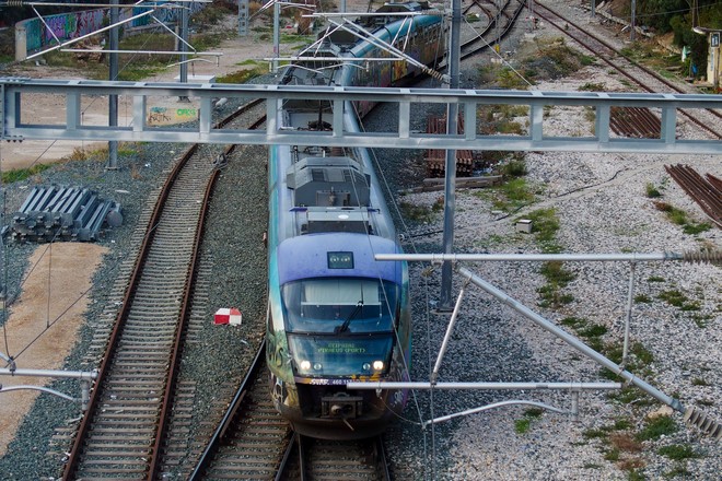 Προαστιακός Πάτρας: Ταλαιπωρία για τους επιβάτες μετά τη διακοπή των δρομολογίων