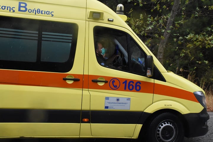 Πάτρα: Αυτοκίνητο παρέσυρε γιαγιά κι εγγονή ενώ περνούσαν δρόμο