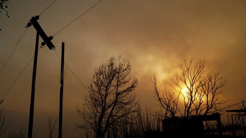 Αποκαθίσταται σιγά – σιγά και η ηλεκτροδότηση στην Σταμνά