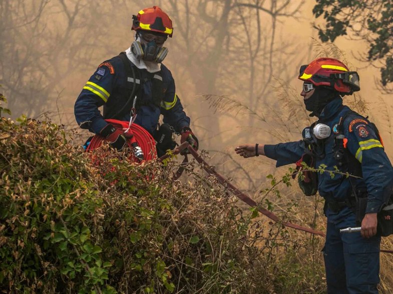 Ομολόγησε 19χρονος για εμπρησμό στα Συχαινά της Πάτρας