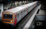 Άτομο έπεσε από πεζογέφυρα στις γραμμές του ΗΣΑΠ στο Νέο Ηράκλειο