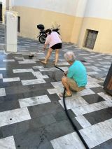 Ντροπή και εγκατάλειψη στον Δήμο Ναυπακτίας – Οι κάτοικοι καθάρισαν μόνοι τους την πλατεία Αγίας Παρασκευής!