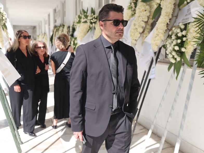 Το τελευταίο αντίο στον Δημήτρη Κωνσταντάρα