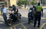 Νέος Κ.Ο.Κ. : Πάνω από 2.700 παραβάσεις βεβαιώθηκαν την όγδοη εβδομάδα της εκστρατείας «Μηδενική ανοχή στη μη χρήση κράνους»