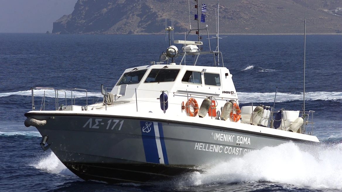 Λευκάδα: Συνελήφθη κυβερνήτης τουριστικού σκάφους για υπεράριθμο επιβάτη