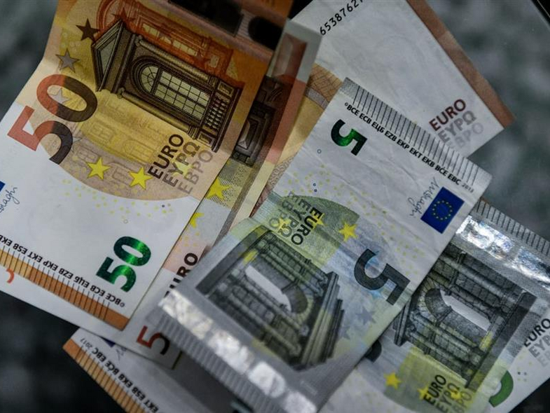 Αναδρομικά ΕΦΚΑ: Ποιοι δικαιούχοι θα τα λάβουν σήμερα – Ποσά έως 2.728 ευρώ