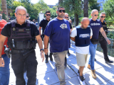 Γυναικοκτονία στον Βόλο: Με κατεβασμένο το κεφάλι έφτασε στον ανακριτή ο 40χρονος