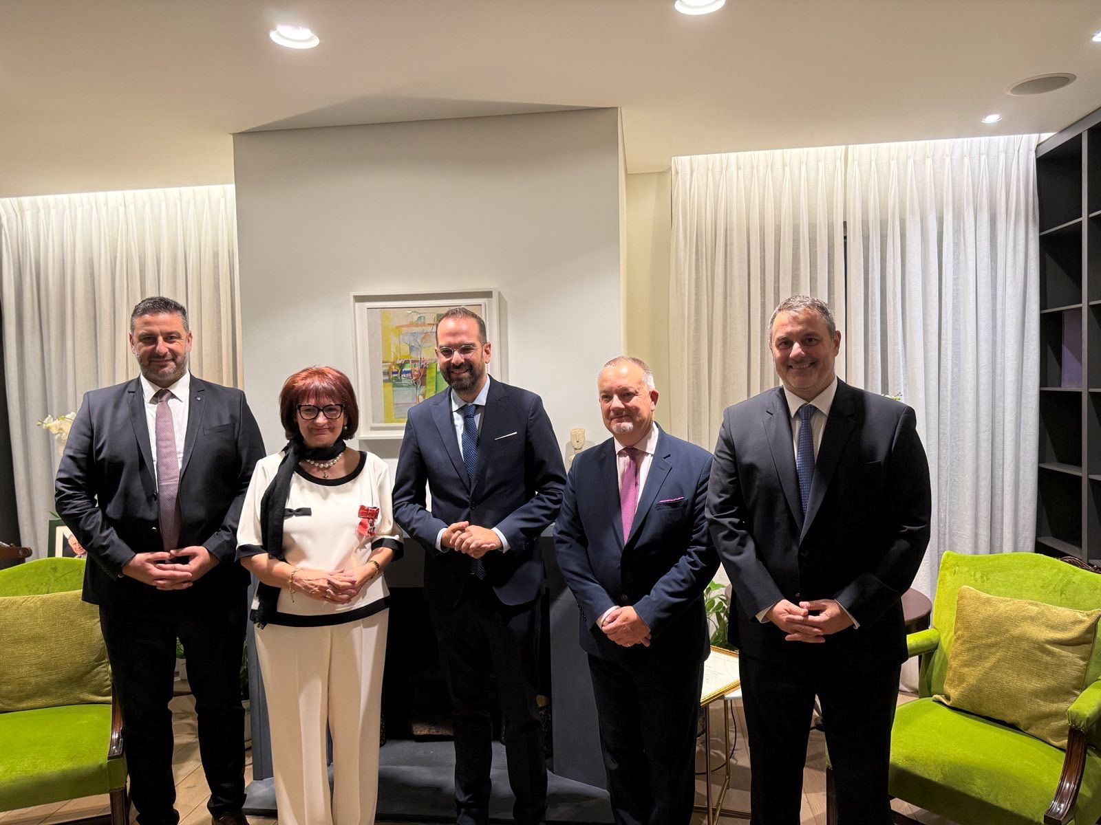 Δήλωση Δημάρχου Ιερής Πόλης Μεσολογγίου για τη βράβευση της Προέδρου της Βυρωνικής Εταιρείας Ροδάνθης – Ρόζας Φλώρου