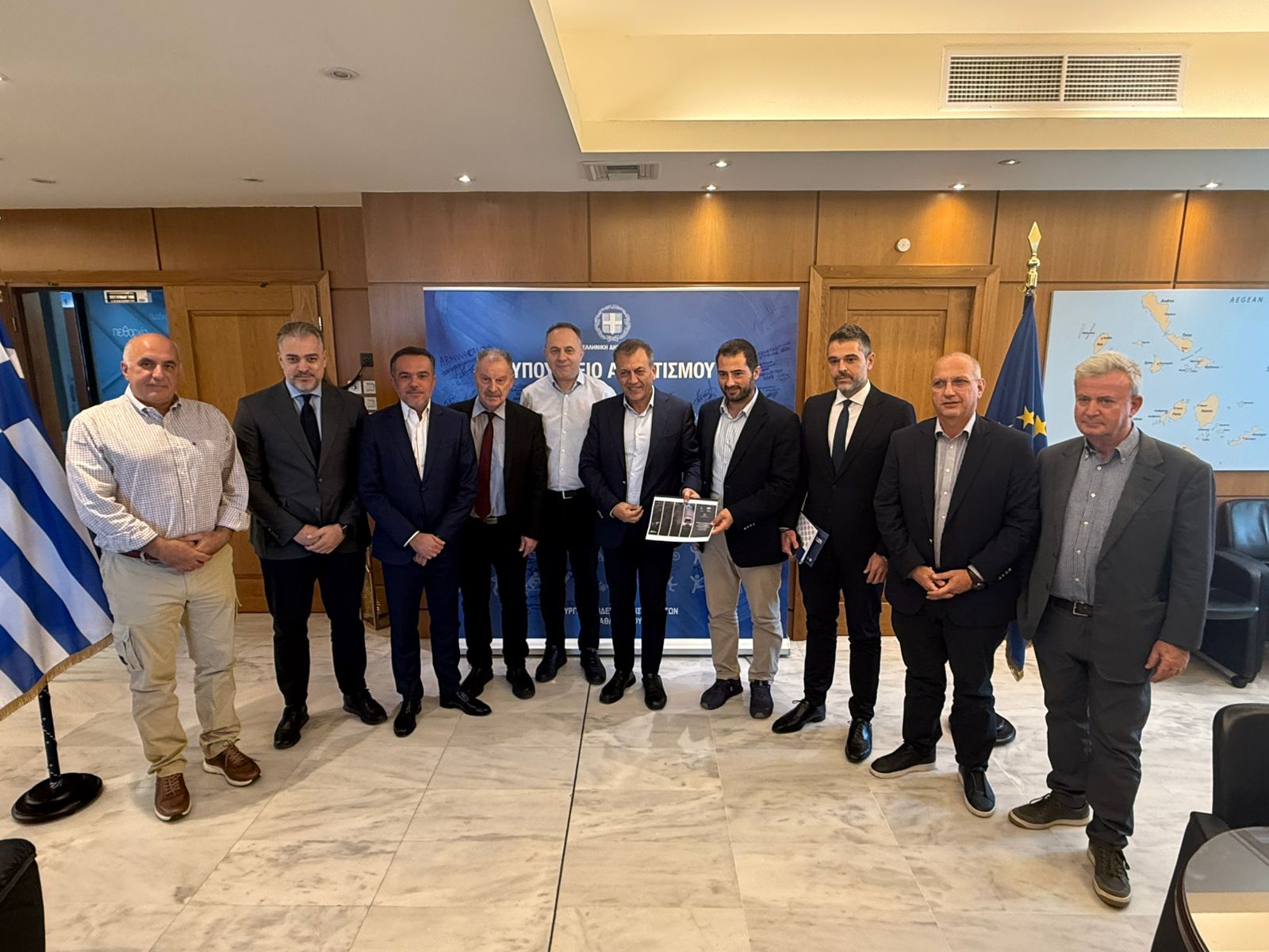 Φάνης Σπανός: «Έχουμε την εμπειρία, την τεχνογνωσία και κυρίως το πάθος για να διοργανώσουμε το "Ράλλυ των Θεών" και το 2026»