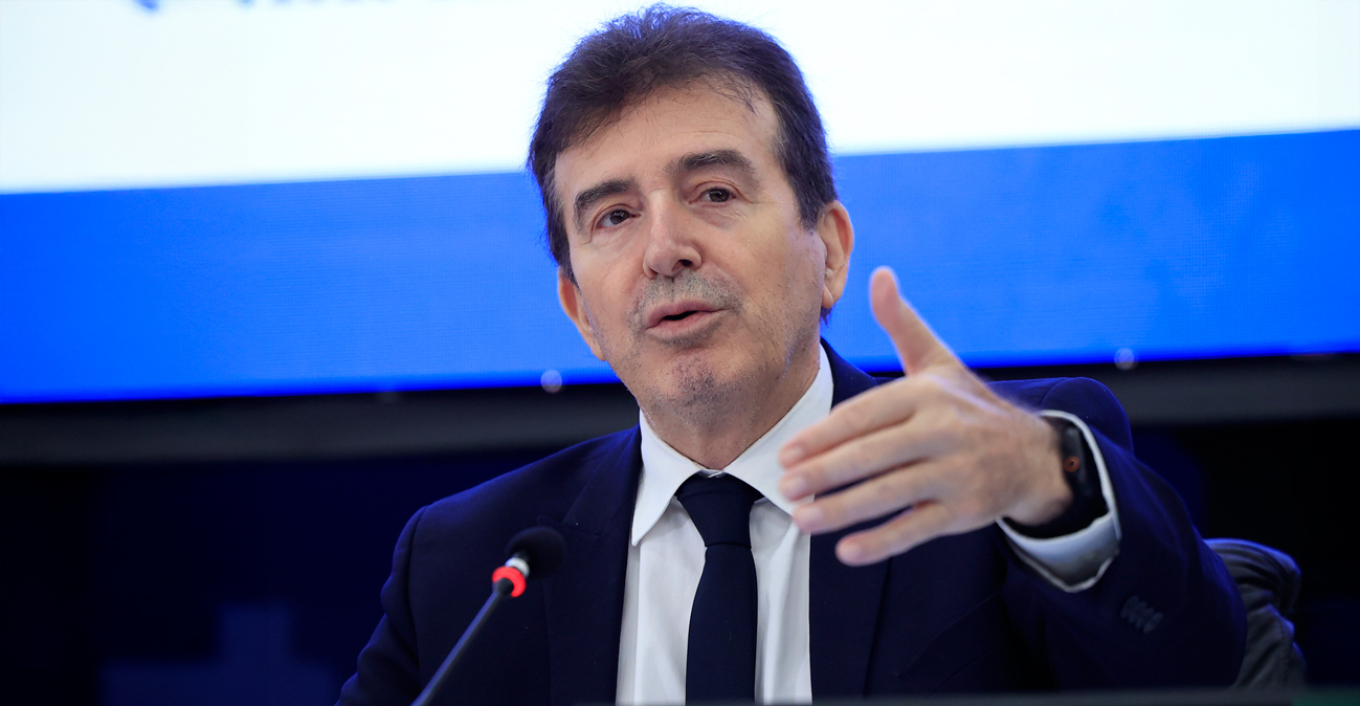 Συγχαρητήρια από Χρυσοχοΐδη για την εξάρθρωση του κυκλώματος λαθρεμπορίας καυσίμων: Ήταν μια ιδιαίτερα επικίνδυνη εγκληματική οργάνωση