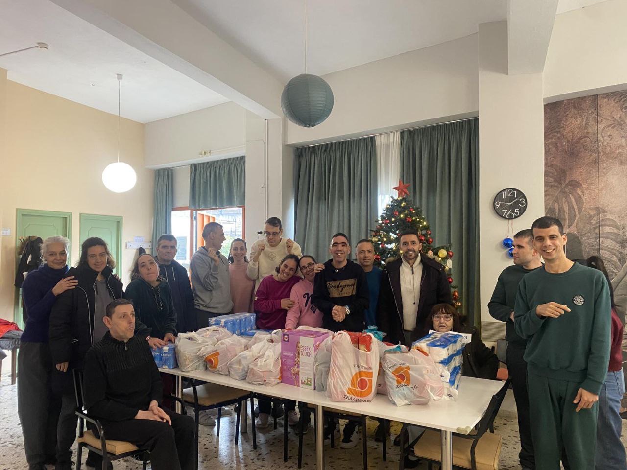 Η πυροσβεστική υπηρεσία Ναυπάκτου, κοντά στην "Αλκυόνη" 