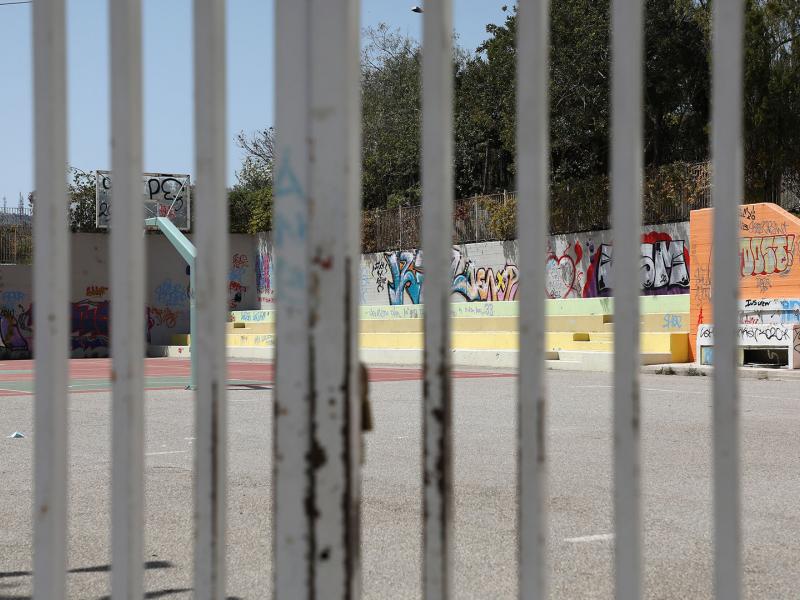 Αγρίνιο: 14χρονος εντοπίστηκε σε σχολικό χώρο με πτυσσόμενο μαχαίρι Αγρίνιο: 14χρονος εντοπίστηκε σε σχολικό χώρο με πτυσσόμενο μαχαίρι