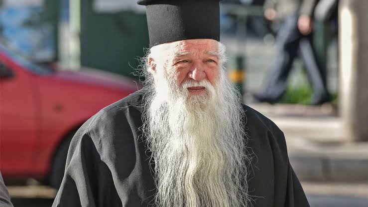 Πρώην Μητροπολίτης Καλαβρύτων και Αιγιαλείας Αμβρόσιος: «Μόνο η κρίση του Θεού μ’ ενδιαφέρει» – Τι δηλώνει για την ανάκληση της τιμητικής διάκρισης από την Ιερά Σύνοδο