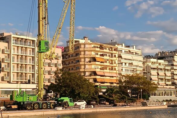 Νέες πλωτές προβλήτες τοποθετούνται στη Μαρίνα Πάτρας