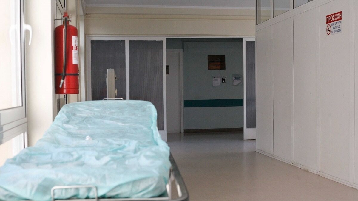Πάτρα: Παρίσταναν τις αποκλειστικές νοσοκόμες χωρίς πτυχίο και άδεια