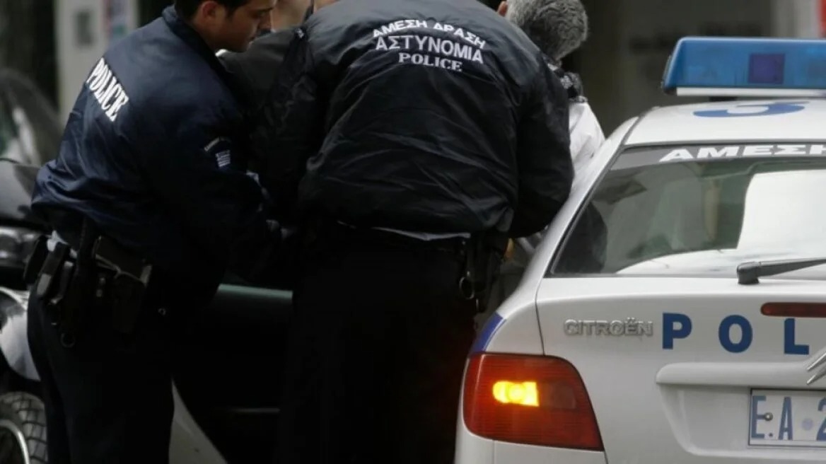 Κατοχή: Έφοδος σε αγρόκτημα και σπίτι – Κατασχέθηκαν χασισόδεντρα και κάνναβη